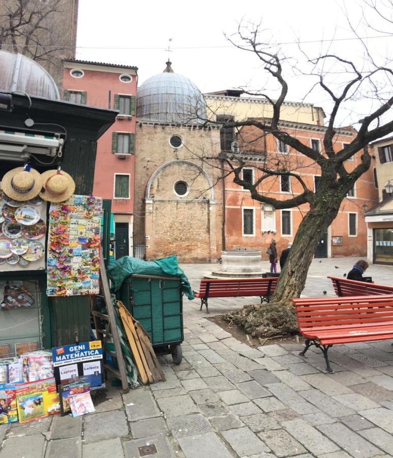 Hotel The Wolf House Venecia Exterior foto